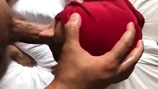 Арабская женщина пробует огромный пенис кабильского жеребца
