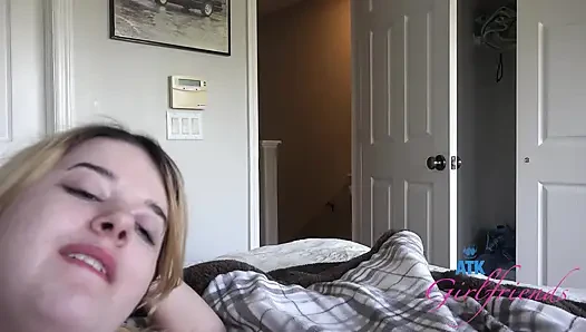 Dez wants you to creampie her wet horny pussy