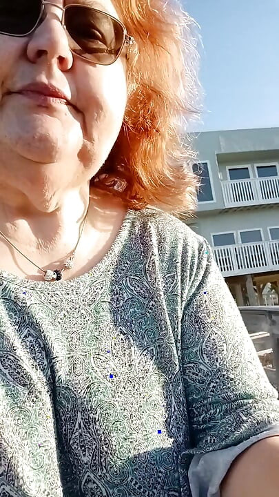 Beachy Smoke Break! I Took a Walk on the Windy Beach!