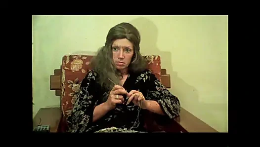 Moana Pozzi in: "Valentina Ragazza in Calore" - (Original