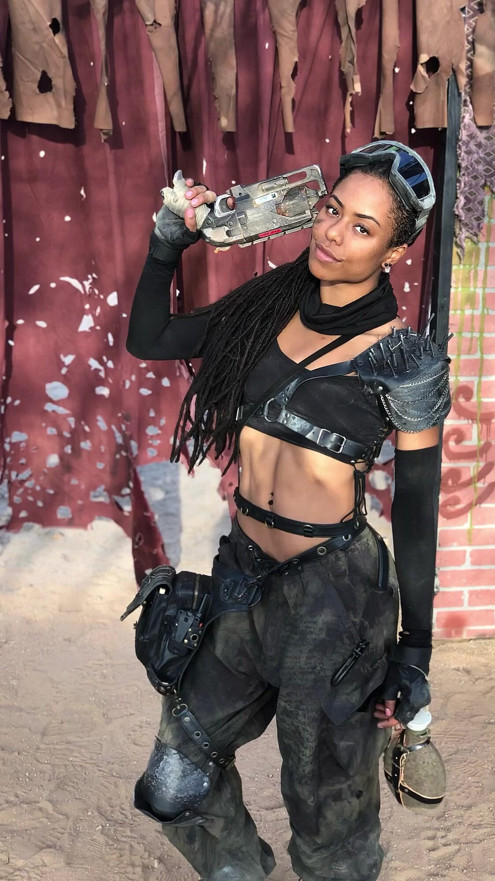 Kira Noir