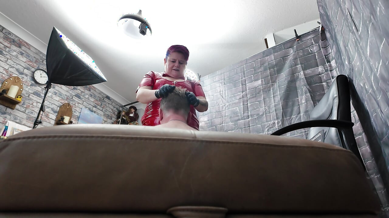 El secretario ep2: la secretaria ataca - parte 4