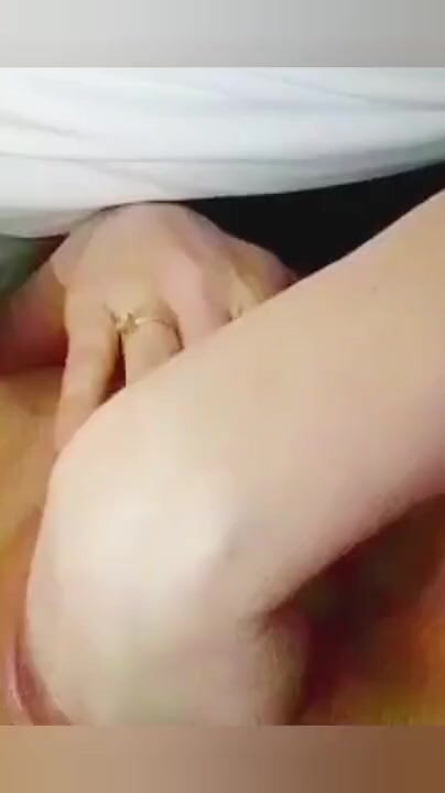Fisting my pussy part 3 !👊 I love IT! | Clip 1