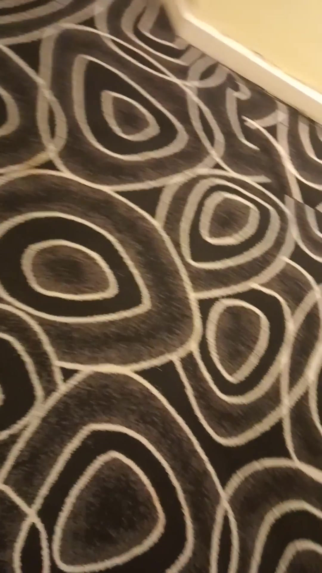 太好了，她在早上被干了2