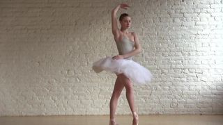 Ballerina Annett