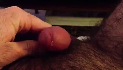 Aneroslu precum