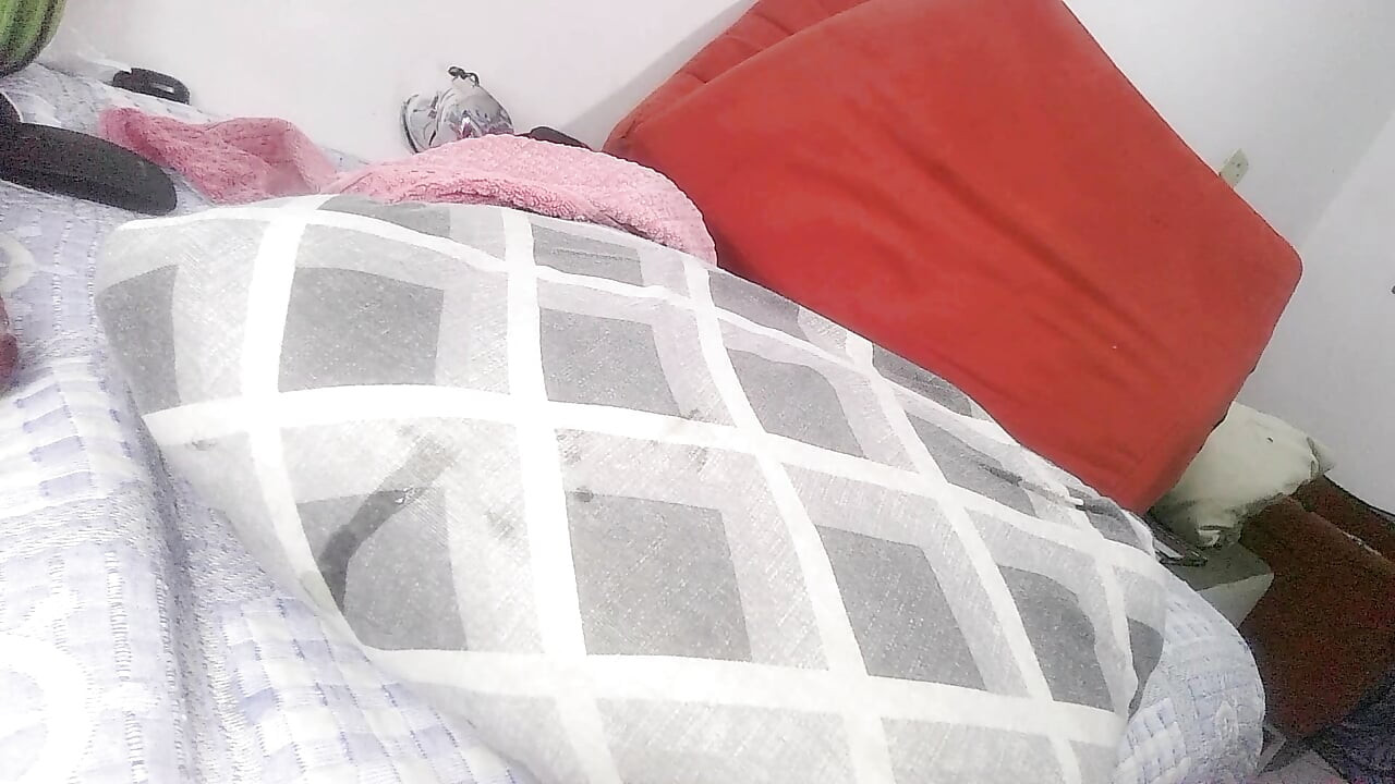 Duga igra guzicama s mojim ogromnim crnim dildom