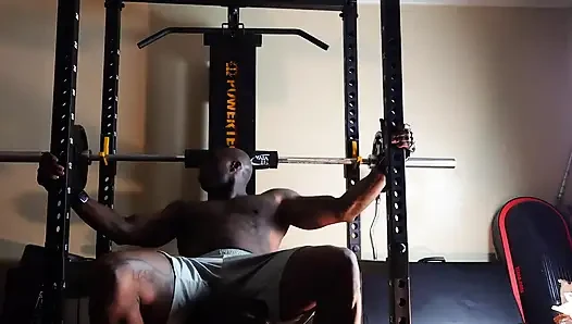 Push Day egzersizi Jeremiah McPherson ya da Hallelujah Johnson - bölüm 1
