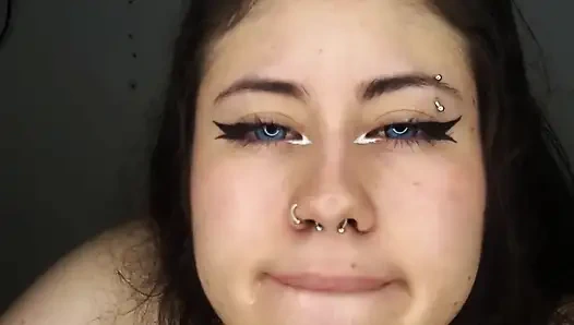 The Beautiful 18yo Loves Getting All the Cum From Cock