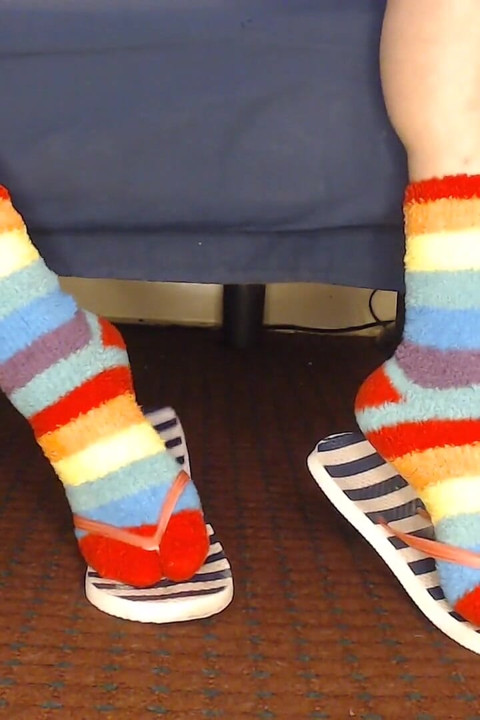 Fluffy Fuzzy Socks Flip Flops Shoeplay.