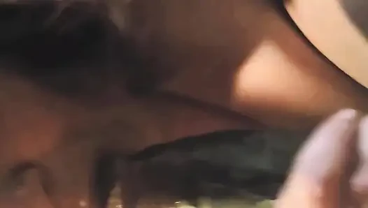 Ninenin ağzına tekrar boşalıyor
