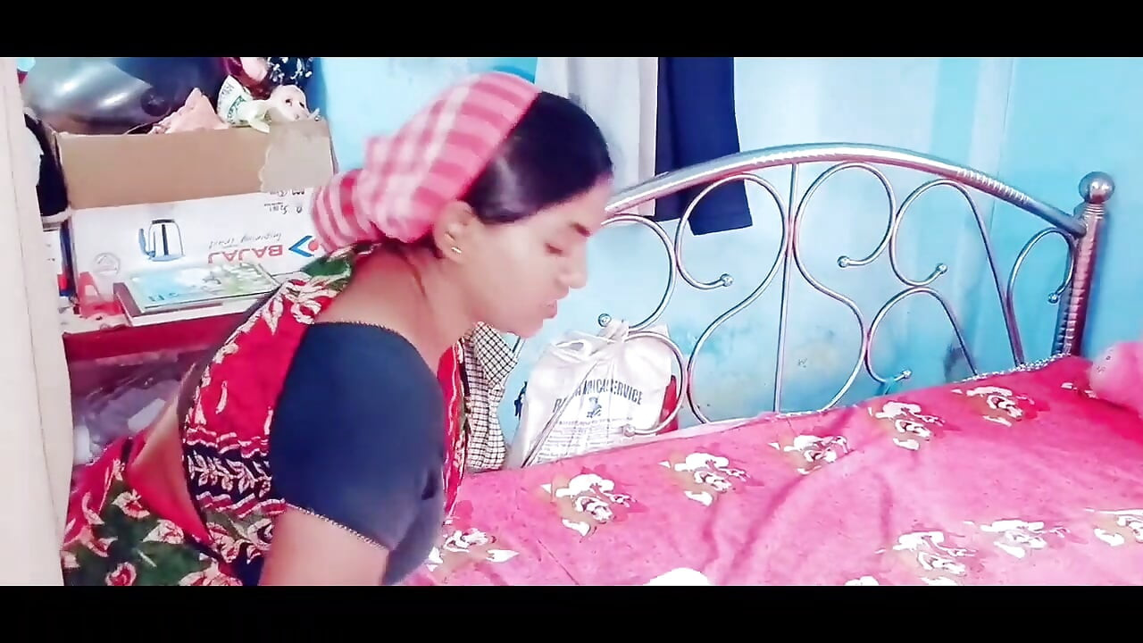 Indian desi stepsis pussy fuking in Hindi audio