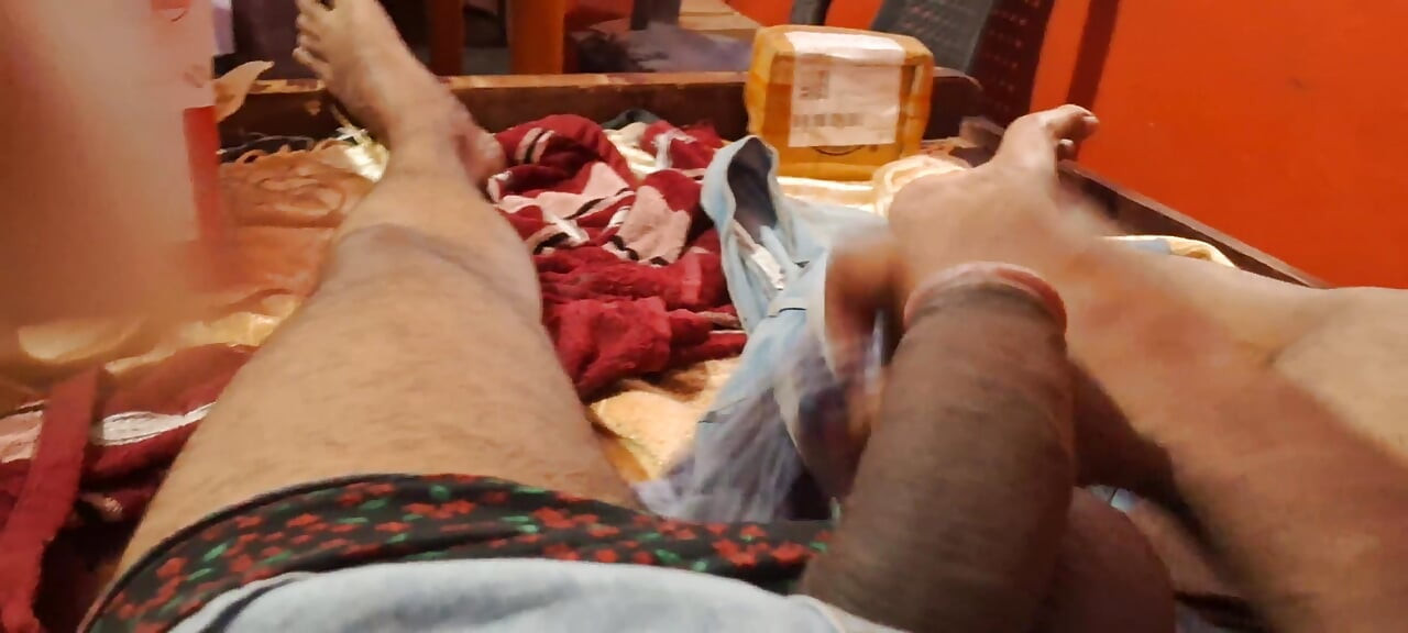 Part 4 Amateur solo dick stroking session in bedDaddy dick amateur masturbation hand job Big Dad