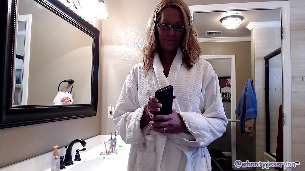 Mon rituel du matin, brosse à soie, gargle