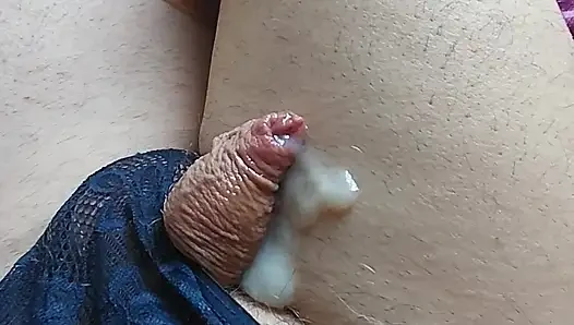 Cindy Returns with Gorgeous Sissygasm