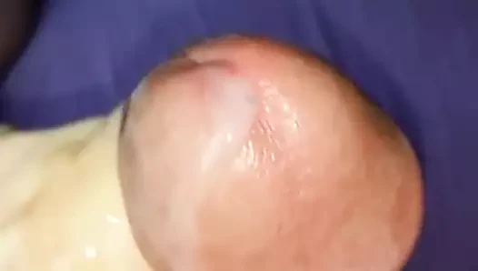 Pancutan mani dengan pancutan mani besar