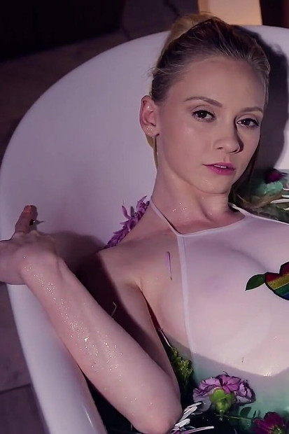 Verronica kirei & athena rayne lesbisch