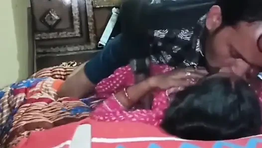 Индийскую девственницу жестко отдолбил бойфренд