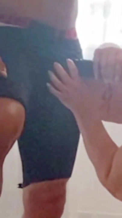 bbw busty cougar håndterer BBC i munnen - Beste blow job-kant | Klipp 1