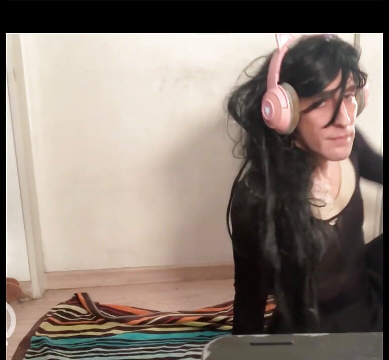 Sissy Camils pisijátéka