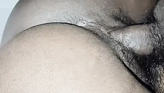 Kız Arkadaşım Çok Sert Sevişti, Sünnetsiz Tam Video. Zevki Hissetmek Için Kulaklıkları Kullanma Ya Da Atlama Yapma.