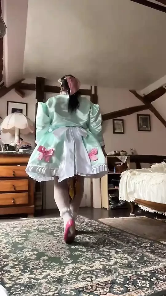 In short story of a maid outfit that I made in sewing