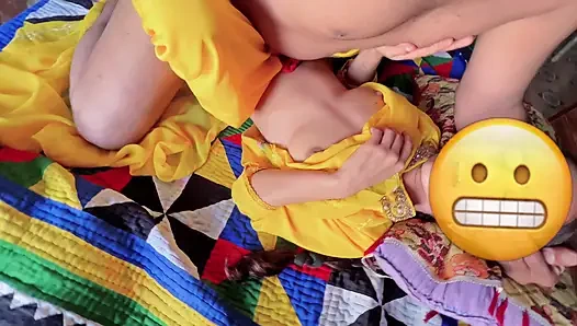 Frist time gefickt sehr enge muschi