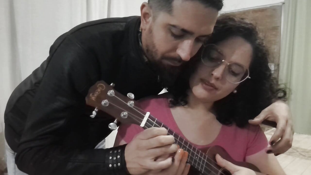 Professor de música fode quente peituda estudante creampie ft babyluna939 parte 1