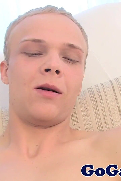 Gay Twink Guy Shawn Flair Masturbates and Play with His Asshole and a Dildo