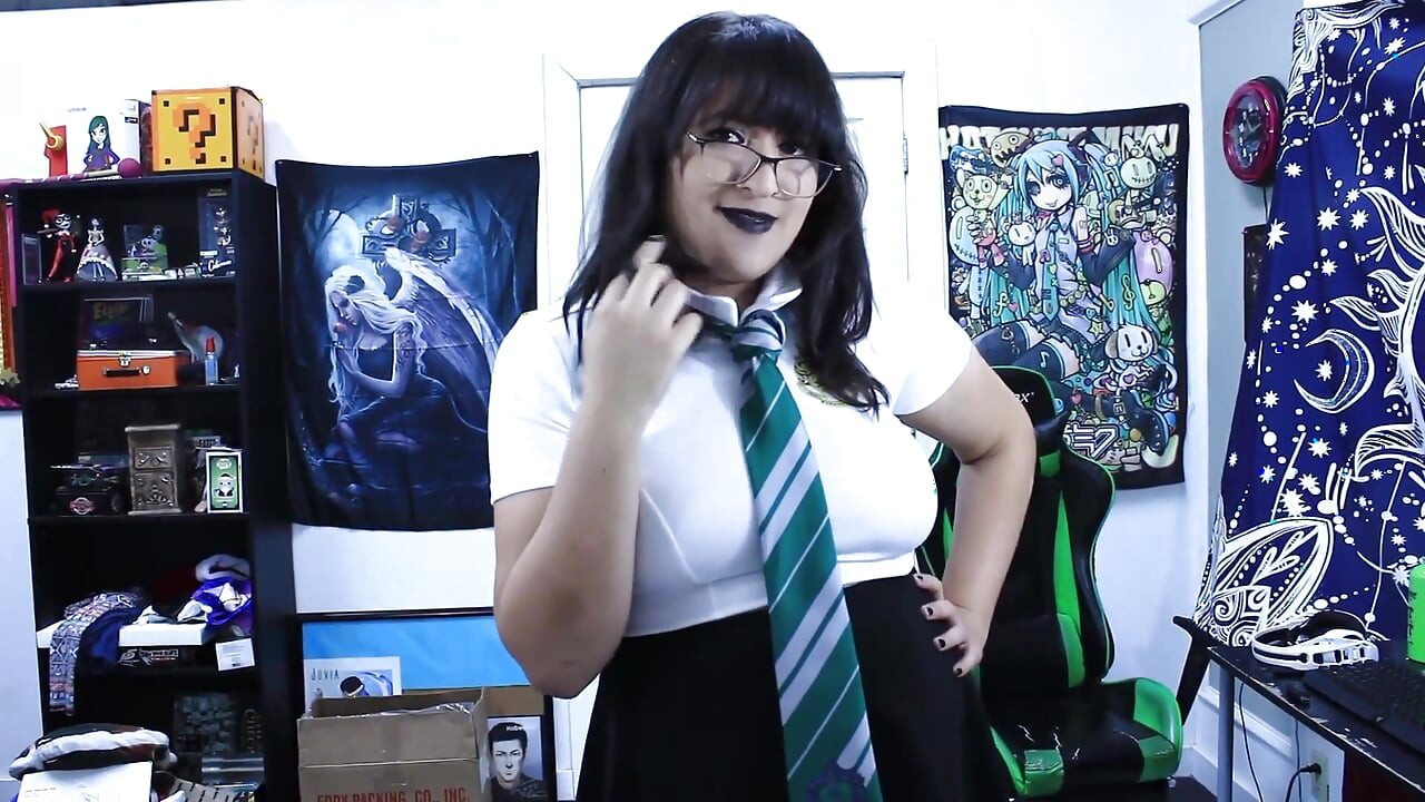Slytherin Шлюшка сосет и трахается за очки