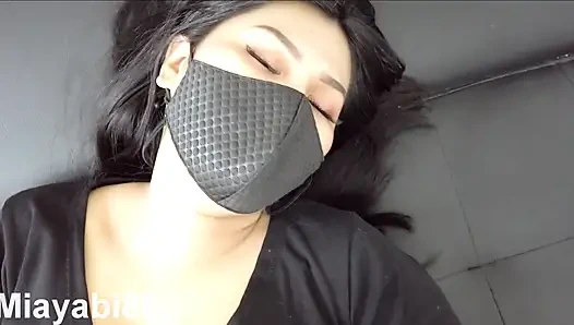 Трах с кримпаем с сексуальной горячей азиатской тайкой на высоких каблуках