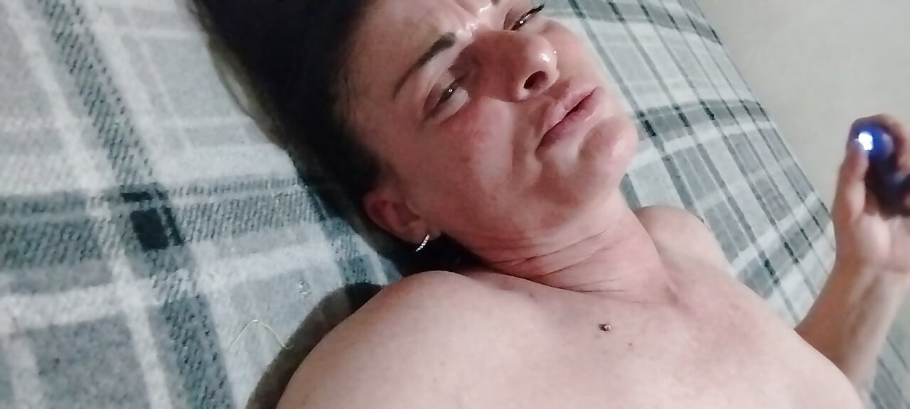 Pov σέξι μικροκαμωμένη Milf σφυροκοπείται
