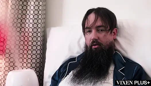 Vixenplus Amerikalı orta yaşlı seksi kadın bölüm 4 - kamera arkası görünümü