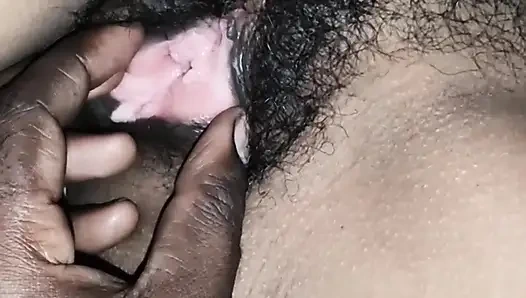 18+ Kakak tiri India pertama kali mengobel desi & bhabhi seks hardcore