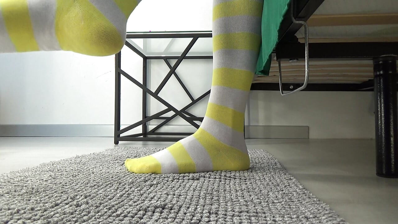 Solo in Striped Knee-highs