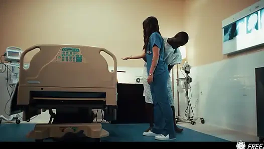 Suster nakal ini dientot habis-habisan sama kontol besar pria kulit hitam sampai dia mengerang keenakan