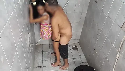 Stepdaughter with a Beautiful and Large Butt Thanks Her Stepdad for the New 100% Anal Dress