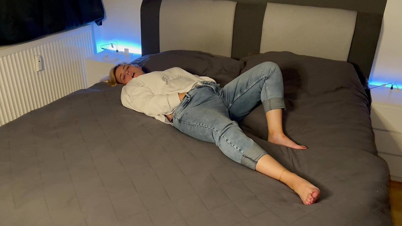 Masturbation in the head cinema multiple orgasms satisfyer fingering wet on bed clitoris rubbing solo voice Time for me
