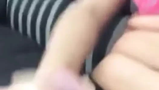 Güzel sarışın boşalıyor 2