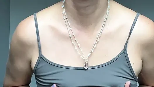 Vacation With StepMommy, She Showed Off Her Tits and Ass While Giving Me JOI To Help Me Rest