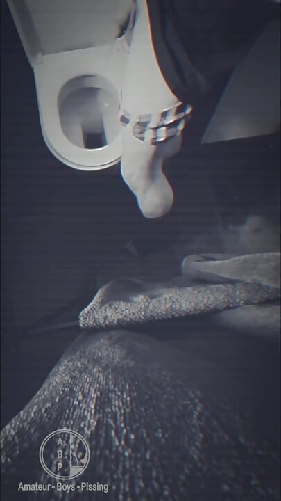 Flatmate Caught Peeing on Night Vision Cam