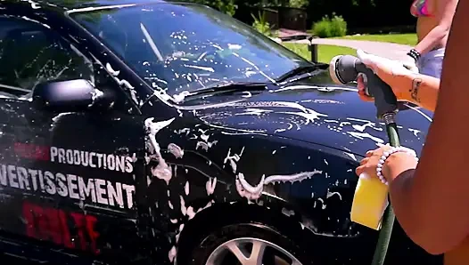 Teen Sluts Get Fucken at the Car Washing!