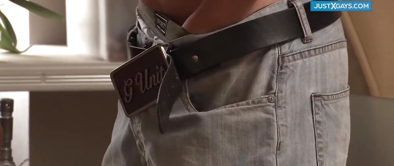 Zabawa - gej - wytryski