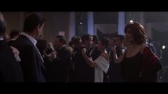 Celebritate Rene Russo scenă sexuală - Thomas Crown Aventura (1999)