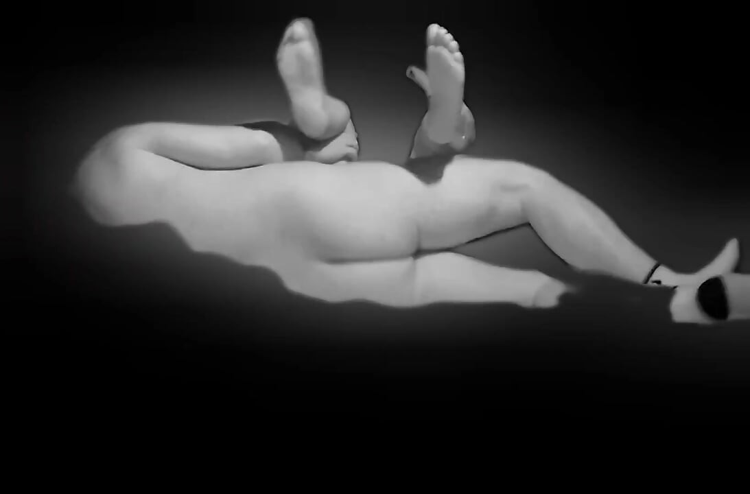 PUCHIS - MIA IÇIN DERIN ANAL CEZA