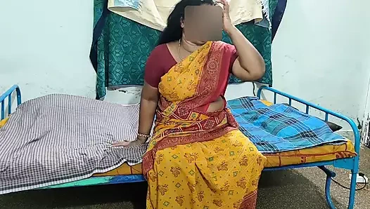 Tante seksi india dientot habis-habisan sama cowok berotot