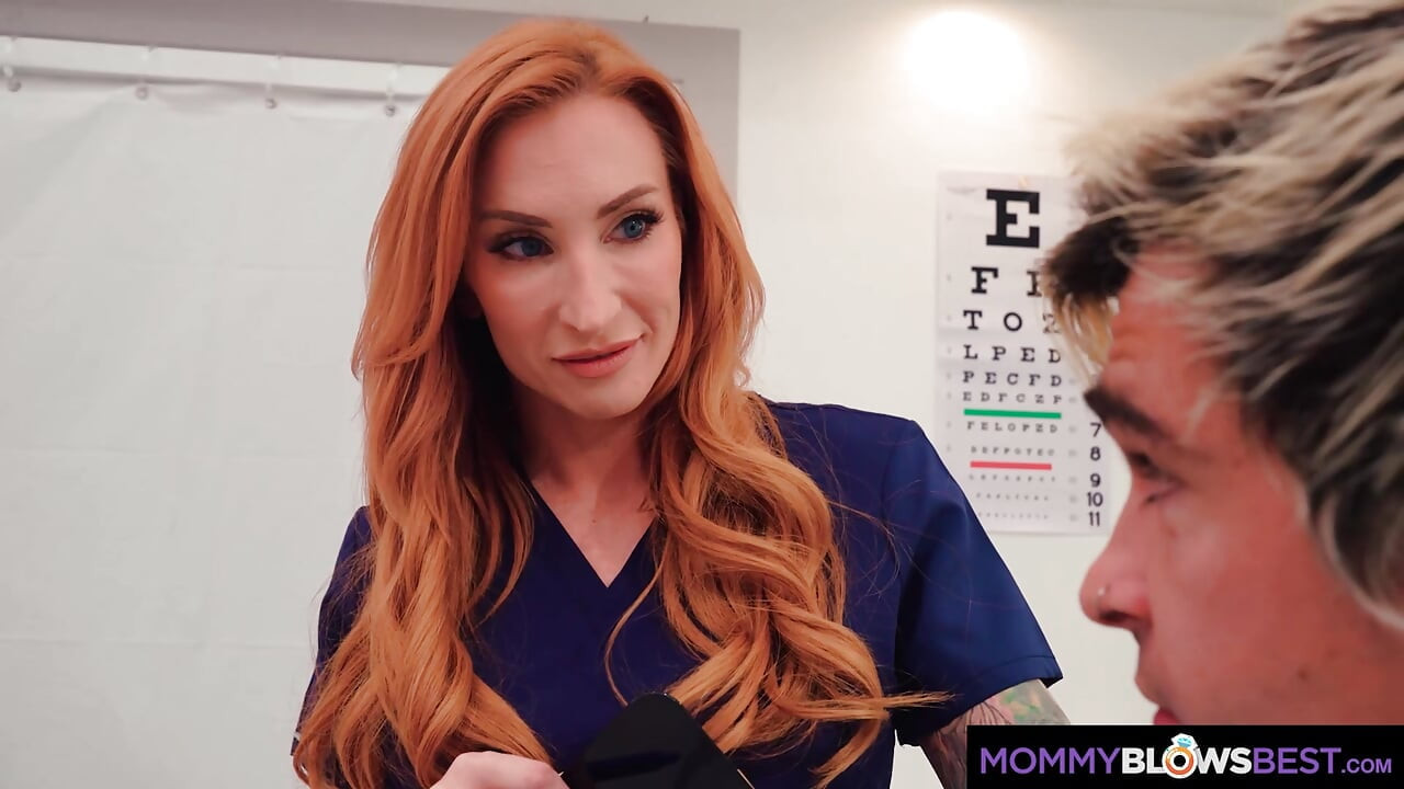 Mami mama mejor - Sophia Locke enfermera milf da cura descuidada mamada