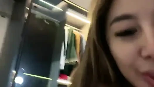 Pengen kaya siskae berani eksib, kalo ke bandung coba test ojol sana ah