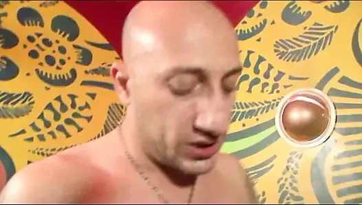 Азиатские девушки обожают большой хуй в задницу, обожают рот