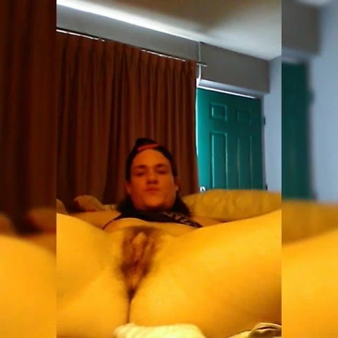 Pussy play